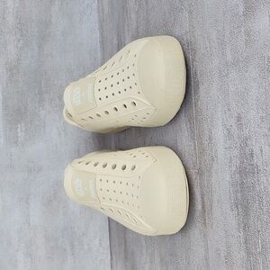 Native Shoes – Star Wars: The Mandalorian Size M6 W8